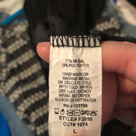 Sweater - Picture 5 of 5